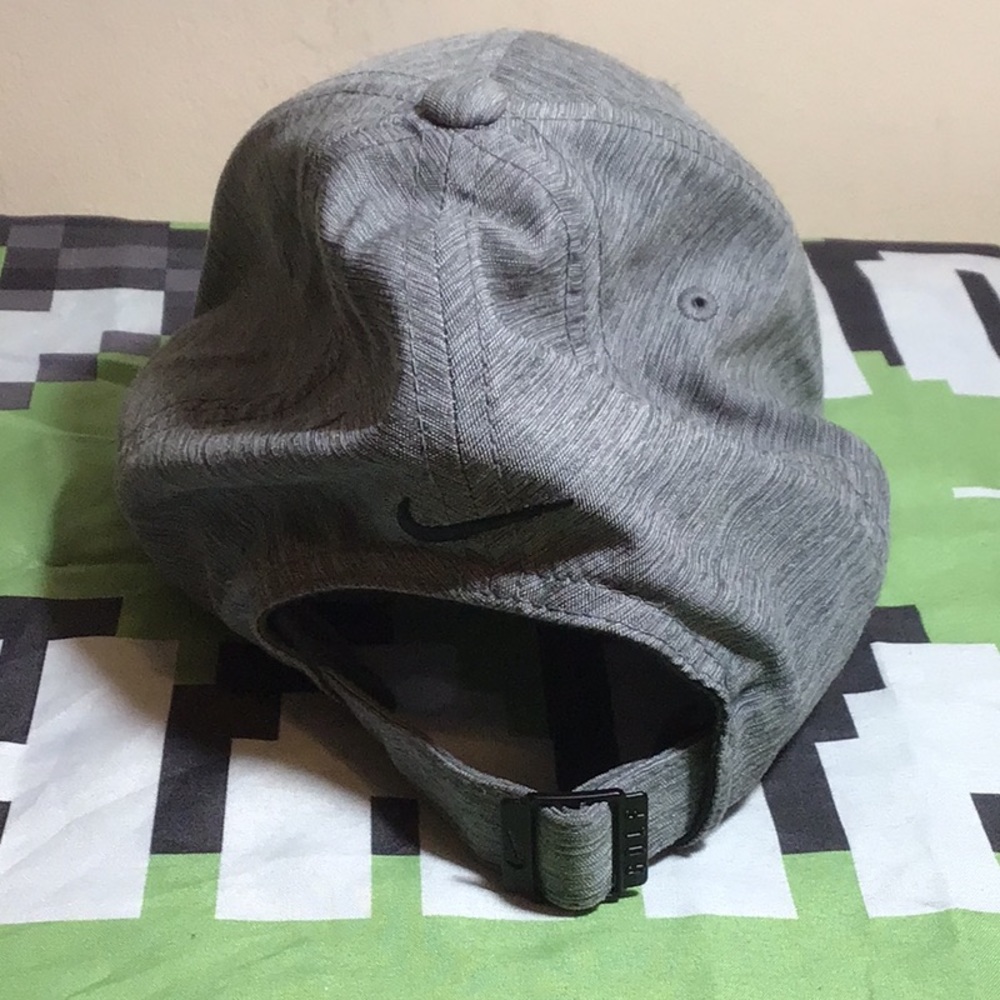 New - Picture 2 of 3